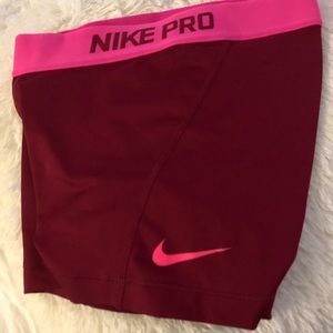 Nike Pro